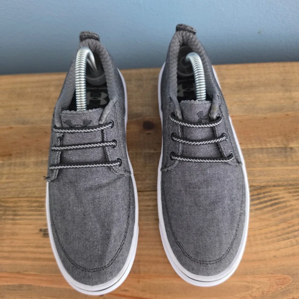 Under‎ Armour Kids Street Encounter Sneaker Gray Bungee Lace 4Y